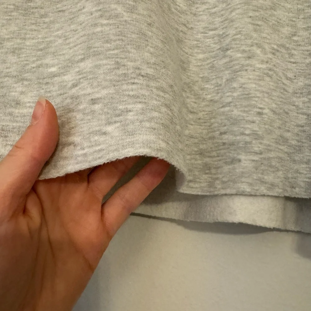 Pretty Little Things Gray Cropped Sweatshirt - Picture 4 of 8